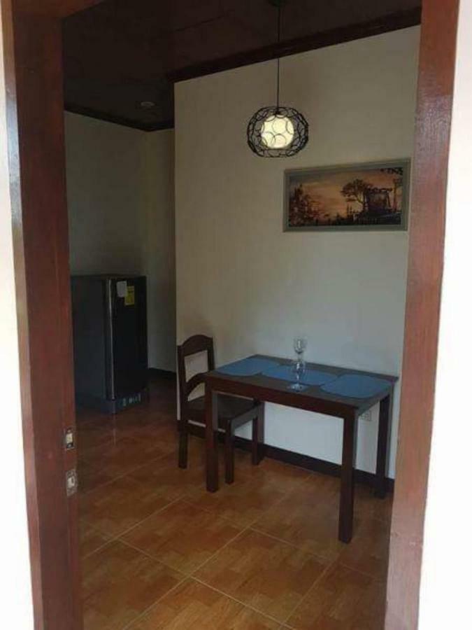 Anekha'S Guest Room Moalboal Zewnętrze zdjęcie
